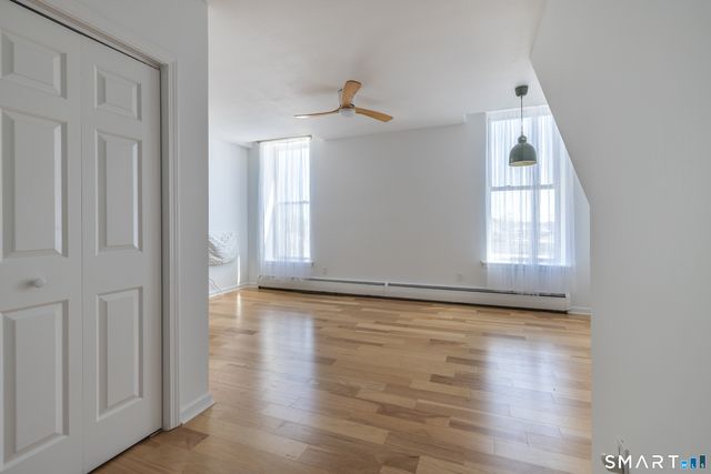 1 Peck Avenue 11, West Haven, CT 06516