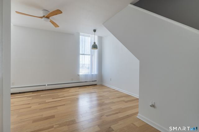 1 Peck Avenue 11, West Haven, CT 06516