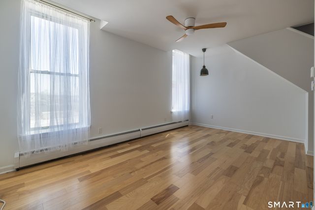 1 Peck Avenue 11, West Haven, CT 06516