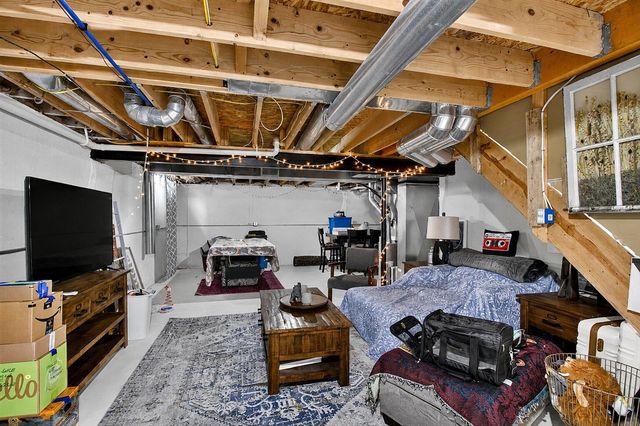 10415 Scarlet Oak Drive, Ypsilanti, MI 48198