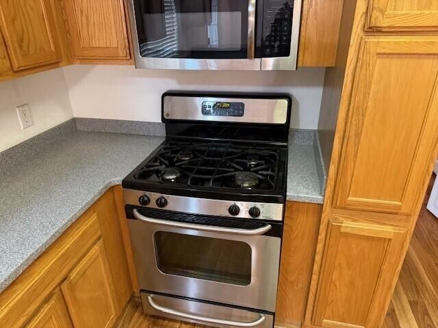 100 S Westwood Street 15, Porterville, CA 93257