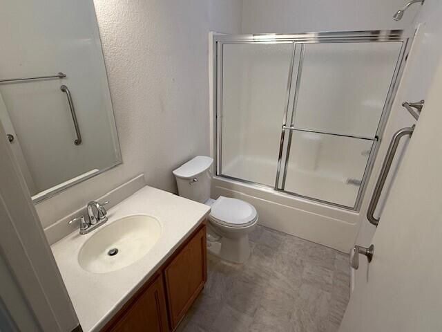 100 S Westwood Street 15, Porterville, CA 93257