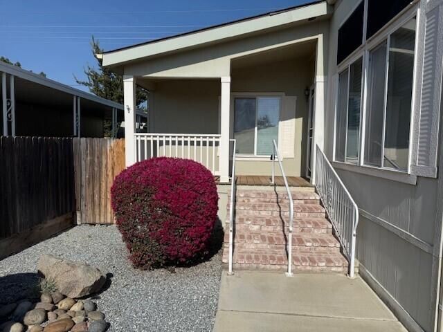 100 S Westwood Street 15, Porterville, CA 93257