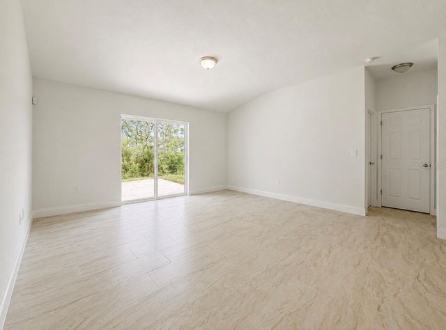 2452 AINSWORTH AVENUE, Deltona, FL 32738