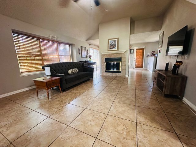 8501 Brushy Creek Trail, Fort Worth, TX 76118