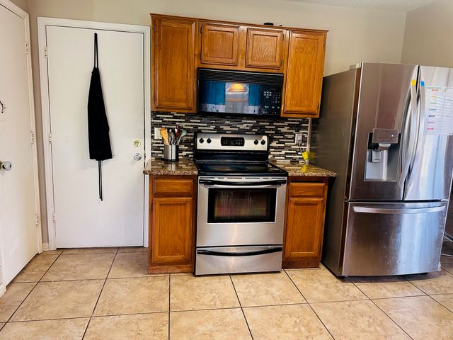 8501 Brushy Creek Trail, Fort Worth, TX 76118
