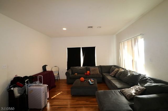 167 Badger Ave, Newark City, NJ 07108