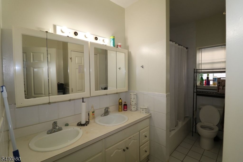 167 Badger Ave, Newark City, NJ 07108 — photo 4