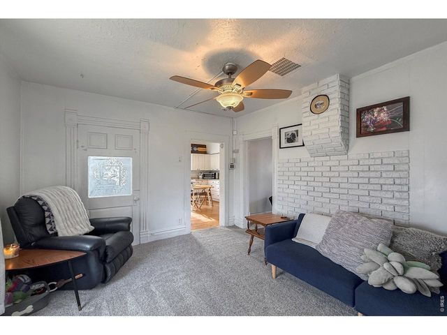 837 5th St, Berthoud, CO 80513