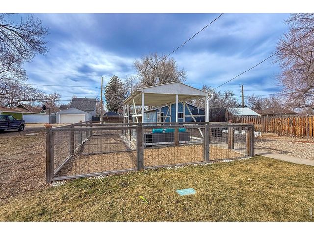 837 5th St, Berthoud, CO 80513