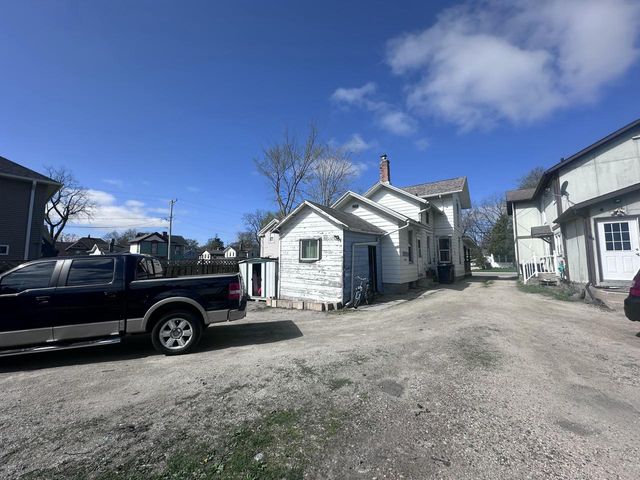 167 S Locust STREET, Janesville, WI 53548
