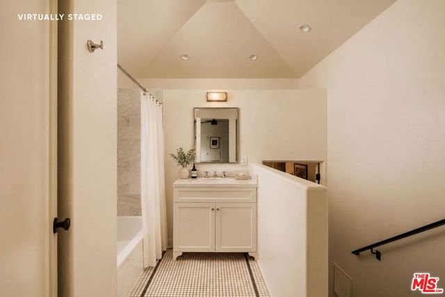 144 Mabery Road, Santa Monica, CA 90402