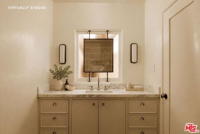 144 Mabery Road, Santa Monica, CA 90402