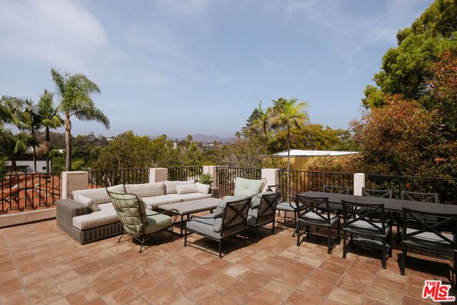 144 Mabery Road, Santa Monica, CA 90402