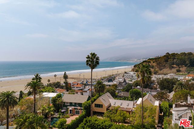 144 Mabery Road, Santa Monica, CA 90402