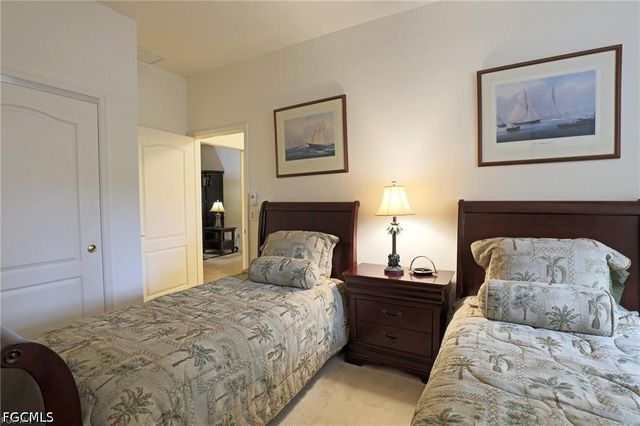 13225 Silver Thorn LOOP 304, North Fort Myers, FL 33903