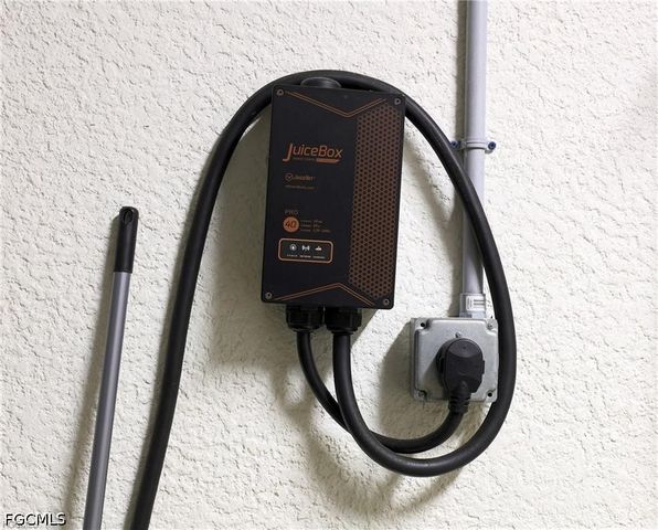 13225 Silver Thorn LOOP 304, North Fort Myers, FL 33903