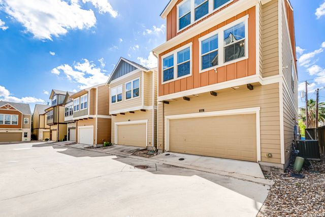 211 E Courtland, San Antonio, TX 78212