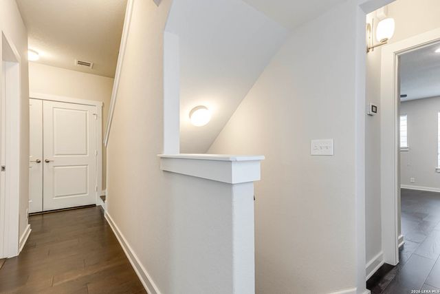 211 E Courtland, San Antonio, TX 78212