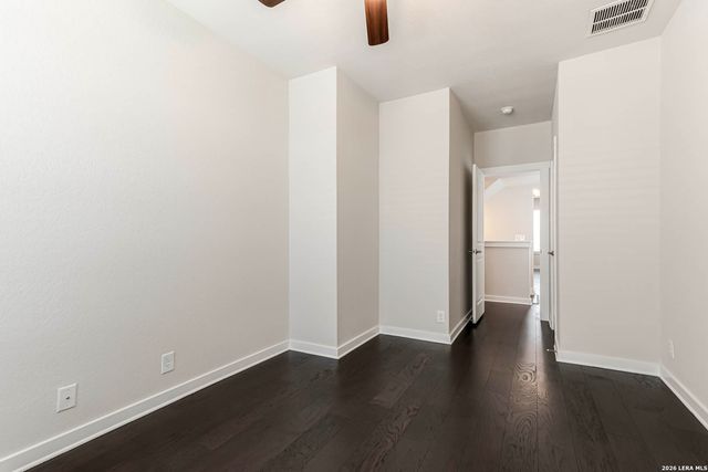 211 E Courtland, San Antonio, TX 78212