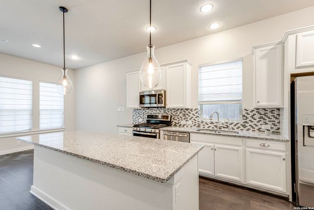 211 E Courtland, San Antonio, TX 78212