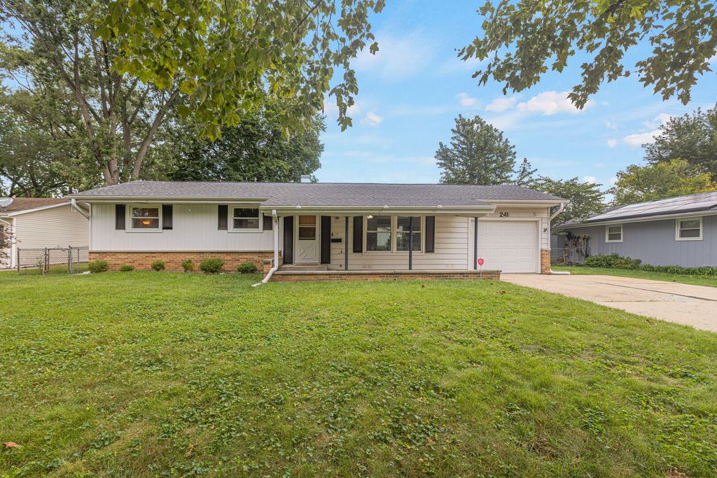 241 Arrowhead Trail, Carol Stream, IL 60188 — exterior