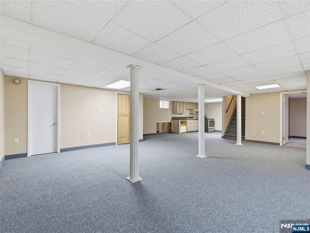 96 Lower Notch Road, Little Falls, NJ 07424