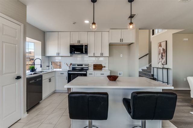 8403 Winecup Ridge, Dallas, TX 75249