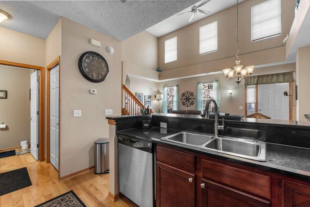 1245 Terrace Avenue 412, Maplewood, MN 55109