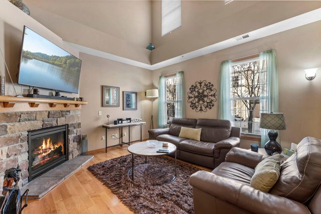 1245 Terrace Avenue 412, Maplewood, MN 55109