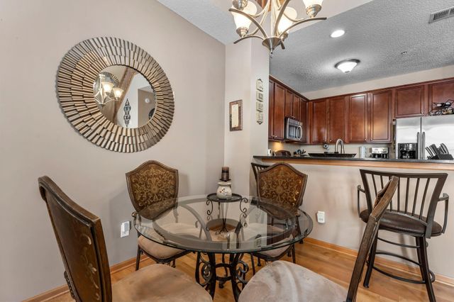 1245 Terrace Avenue 412, Maplewood, MN 55109