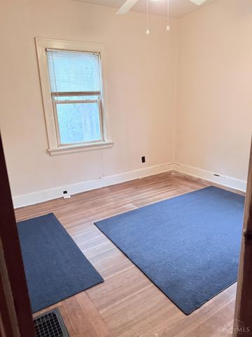 6032 Mayflower Avenue, Golf Manor, OH 45237