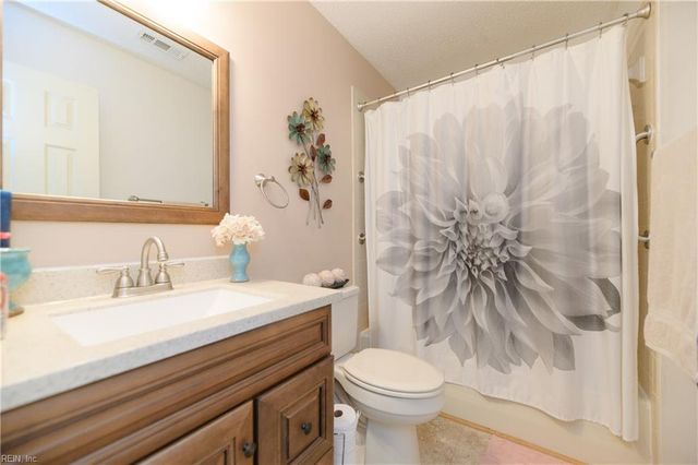 1 Paquette CT, Hampton, VA 23666