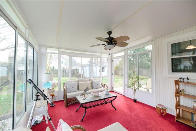 1 Paquette CT, Hampton, VA 23666