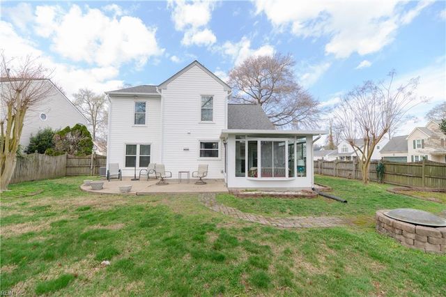 1 Paquette CT, Hampton, VA 23666