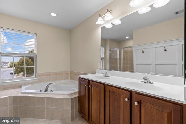 9343 MORNING WALK DR, Hagerstown, MD 21740