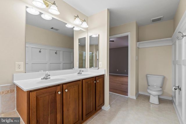 9343 MORNING WALK DR, Hagerstown, MD 21740