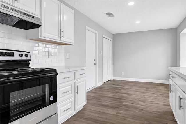 16715 Bougainvilla Lane, Friendswood, TX 77546