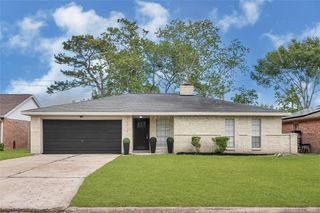 16715 Bougainvilla Lane, Friendswood, TX 77546