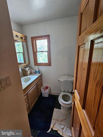 10406 LIVINGSTON RD, Fort Washington, MD 20744