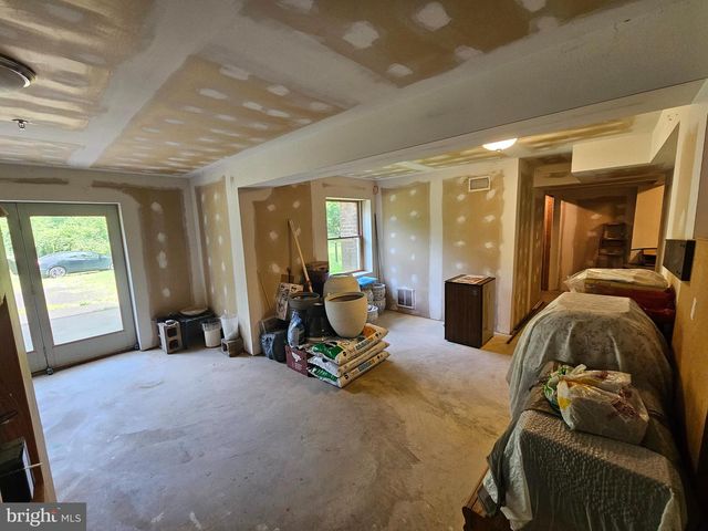 10406 LIVINGSTON RD, Fort Washington, MD 20744