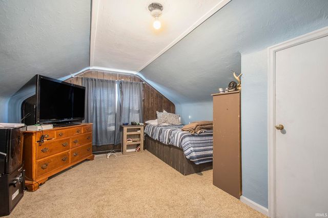 58489 County Road 9, Elkhart, IN 46517