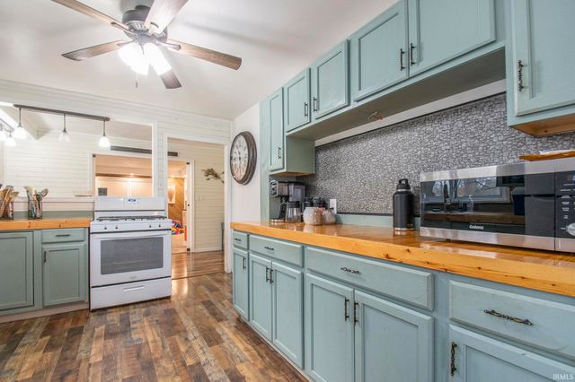 58489 County Road 9, Elkhart, IN 46517