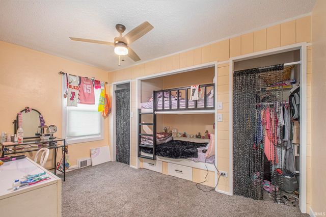 58489 County Road 9, Elkhart, IN 46517