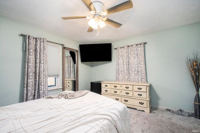 58489 County Road 9, Elkhart, IN 46517