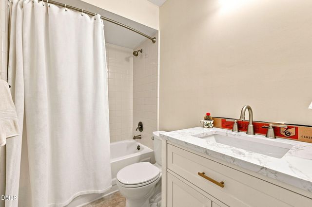 72 Stoneridge Road 72, Durham, NC 27705
