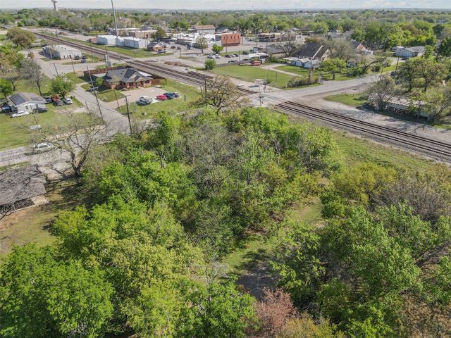 102 Carlock Street, Joshua, TX 76058