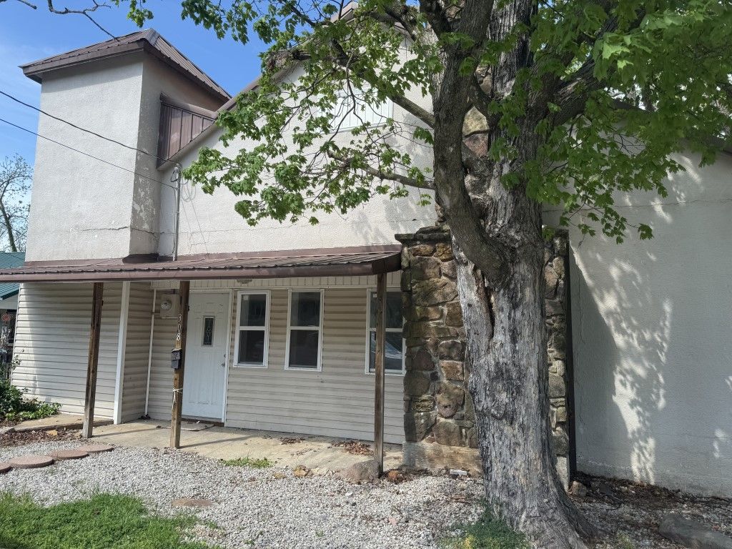 308 Shaver Street, Berryville, AR 72616
