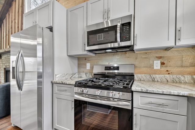 313 Barnes Chapel Road, Blue Ridge, GA 30513