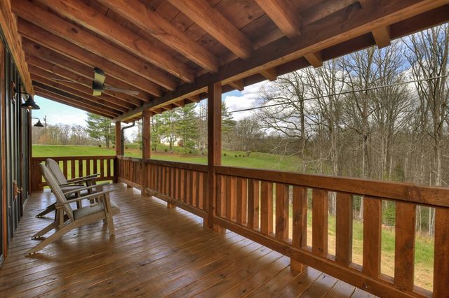 313 Barnes Chapel Road, Blue Ridge, GA 30513